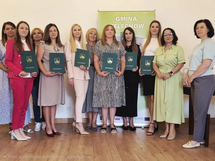 Dziewięć nauczycielek zrobiło ważny krok w karierze. W Żelechowie odebrały akty mianowania - Zdjęcie główne