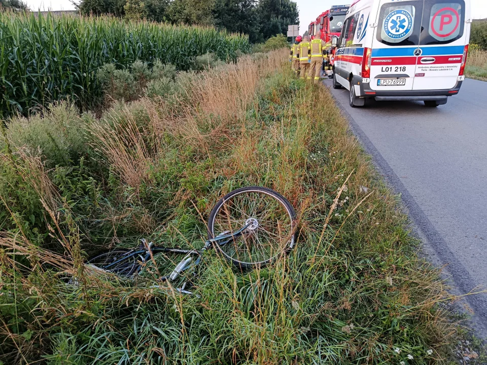 Śmiertelne potrącenie rowerzysty w powiecie puławskim