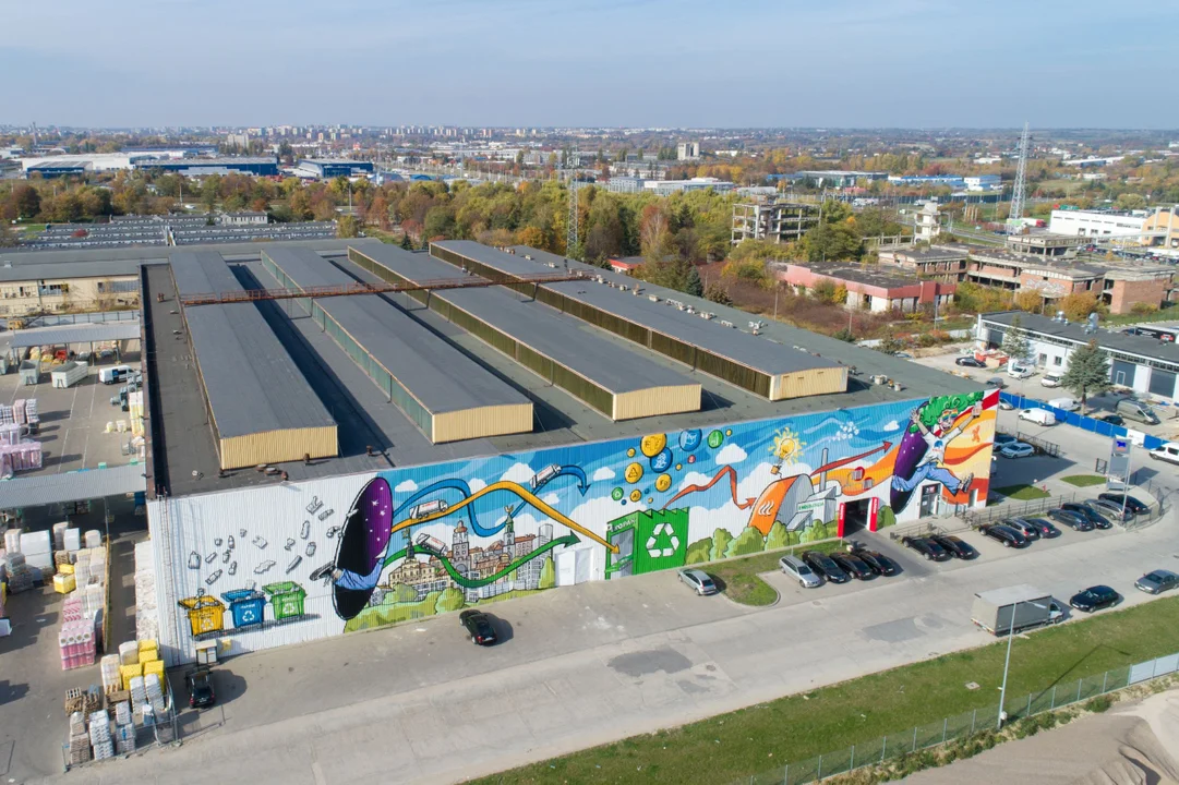 Lublin: Ekologiczny mural na Centrum Recyklingu już gotowy