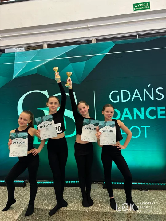 Tancerki z ŁOK Dance Factory na podium