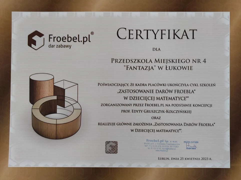 Przedszkole Miejskie nr 4 Fantazja w Łukowie i Freblowski program Dar Zabawy