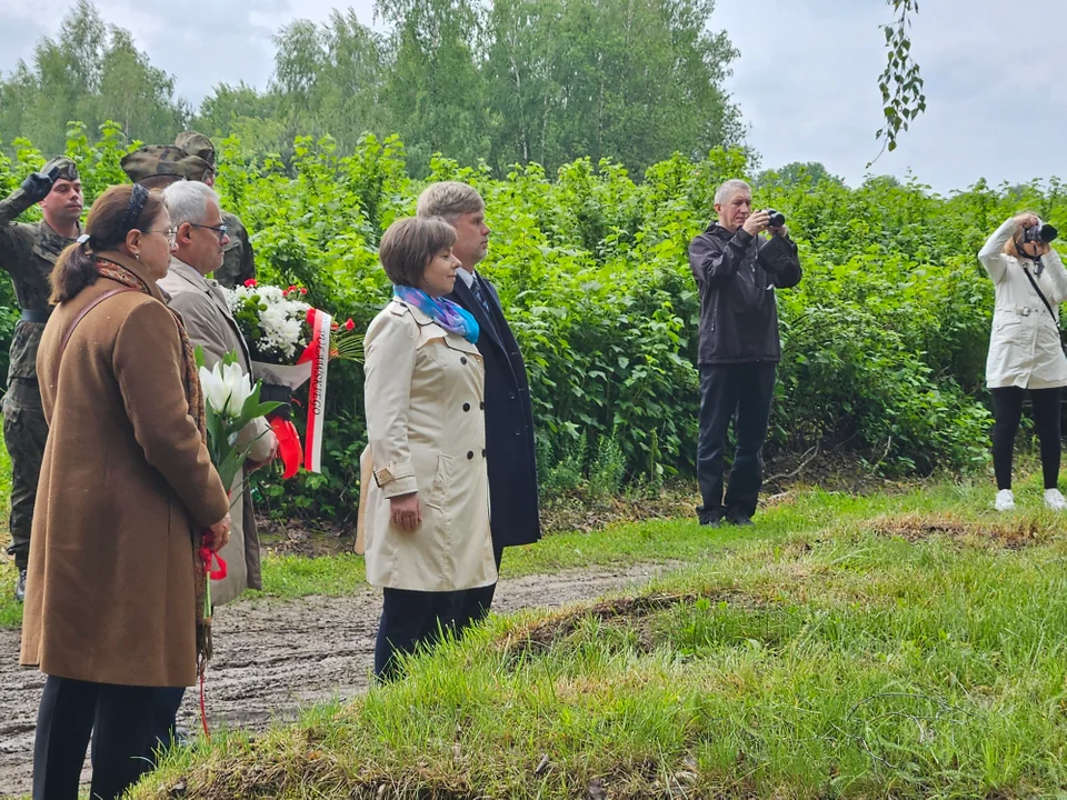 W hołdzie bohaterom „Orlika” – 80. rocznica bitwy w Lesie Stockim uczczona z należną powagą [GALERIA]