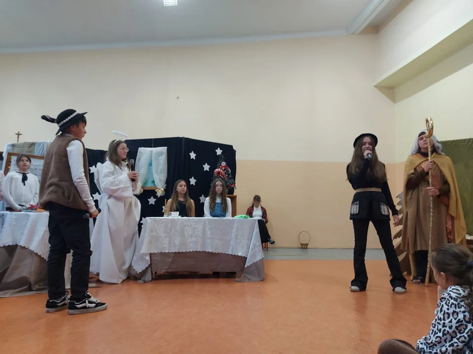 Roraty i jasełka w Parafii Pilawa. Otworzyli serca na Maleńką Miłość z Nieba