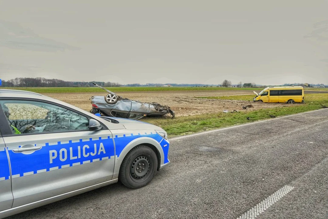 Wypadek w gminie Wojcieszków. Dwie osoby trafiły do szpitala