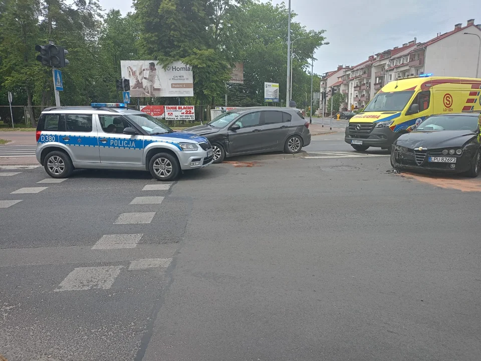 Kolizja na skrzyżowaniu al. Partyzantów i Bema w Puławach