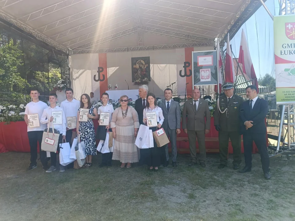 Osuchy: Wręczono nagrody dla najlepszych historyków (foto) - Zdjęcie główne