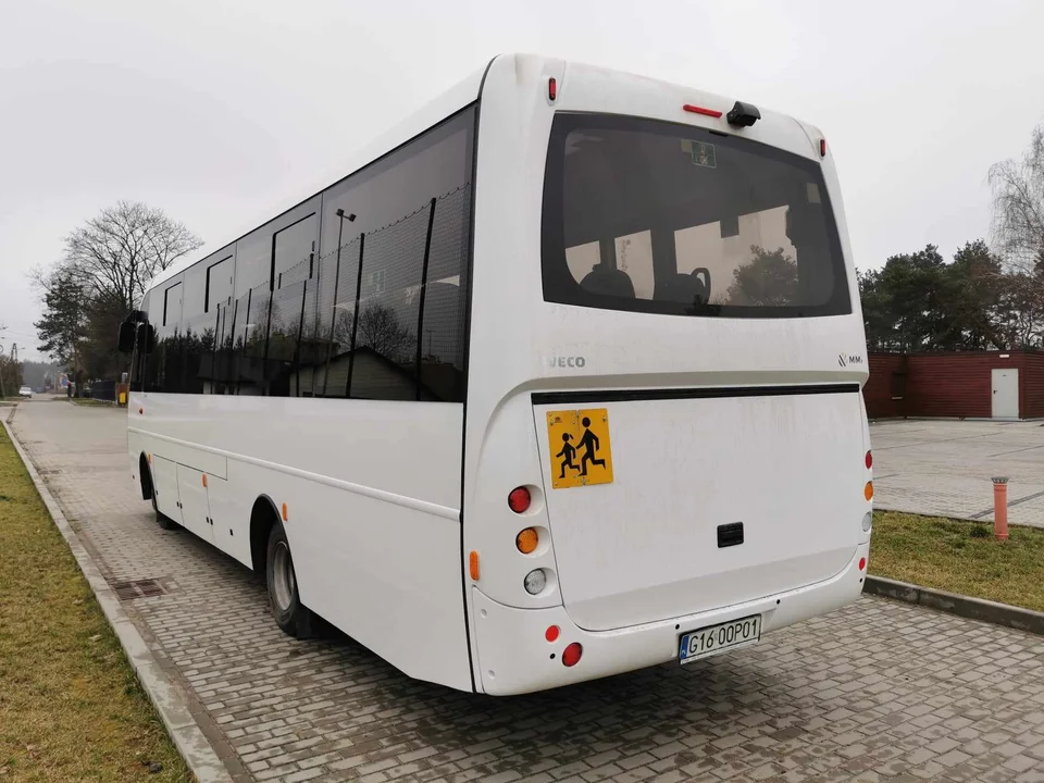 Przekazanie nowego autobusu szkolnego