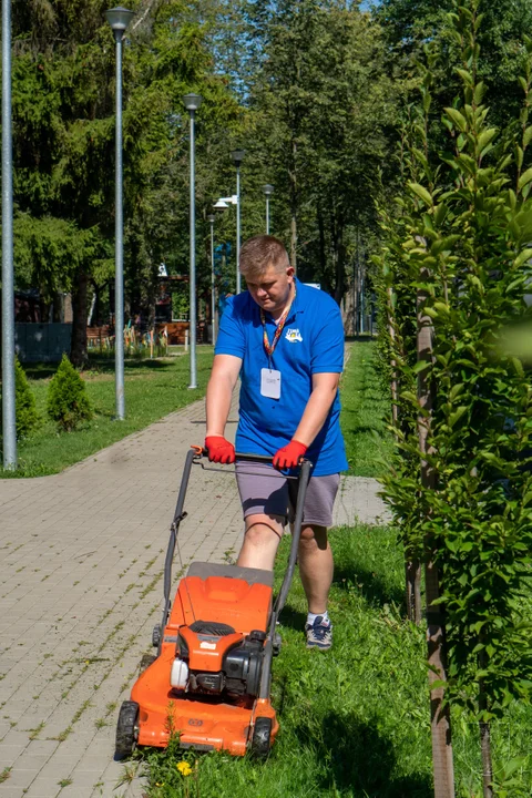 Wiceburmistrz Łukowa zbierał śmieci