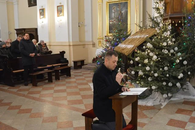 Józefów nad Wisłą: Władze samorządowe zawierzone Chrystusowi (ZDJĘCIA) - Zdjęcie główne