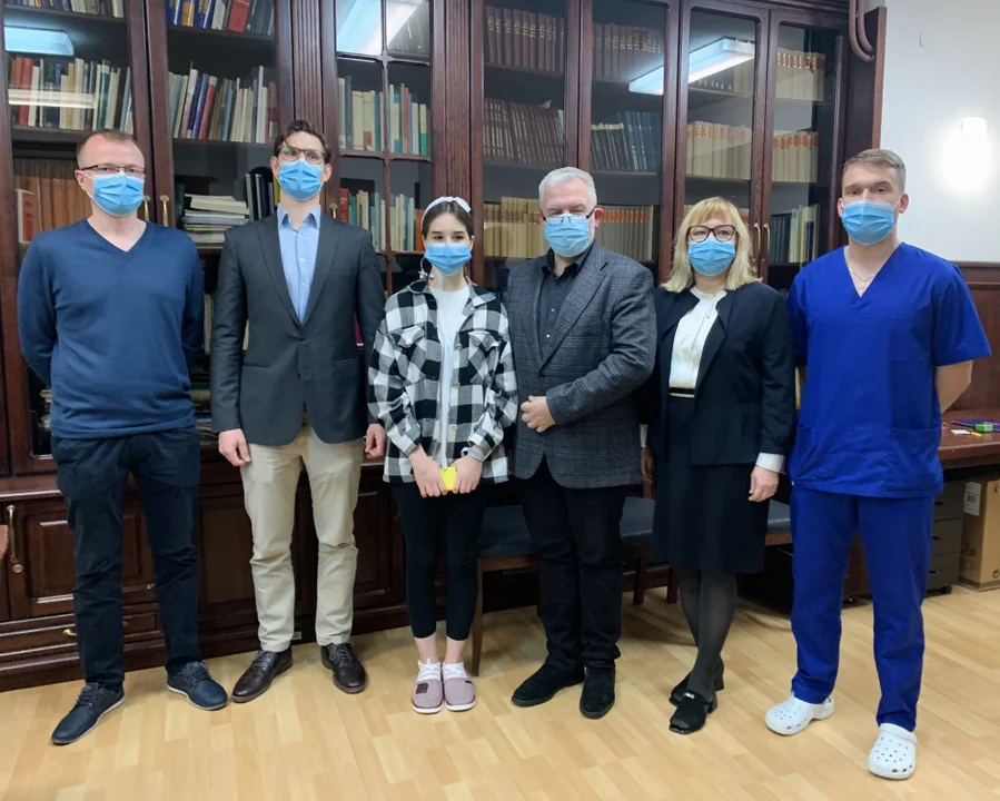 Lekarze z Lublina przeprowadzili trudną operację na przytomnej pacjentce - Zdjęcie główne