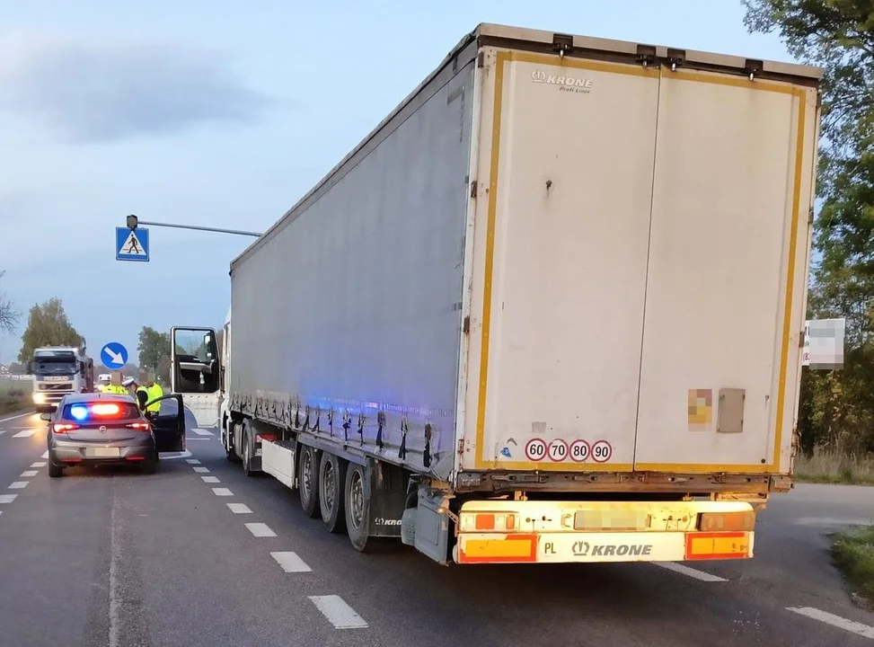 Powiat radzyński: Zawodowy kierowca z promilami jechał tirem