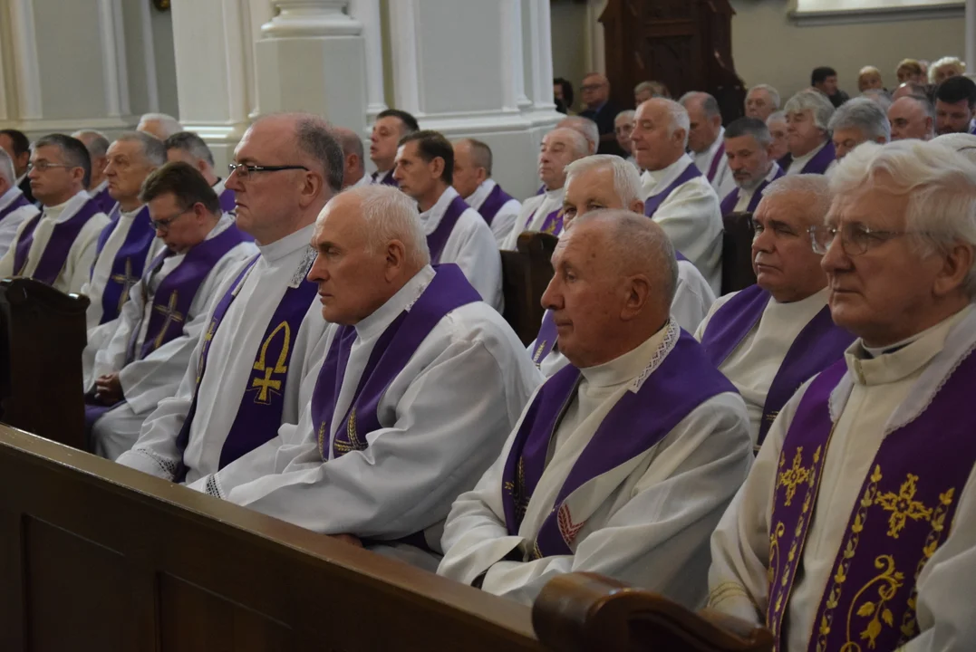 Uroczystości pogrzebowe śp. ks. kanonika Henryka Prządki