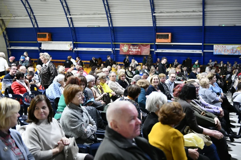 "Koncert kolęd i słodkich serc"