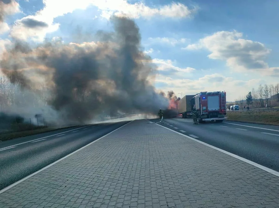 Pożar ciężarówki w Anielinie