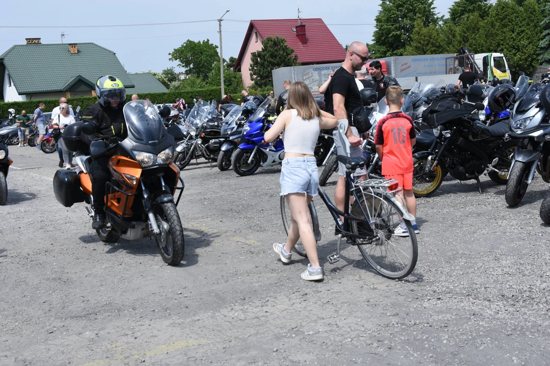 Motocykliści opanowali Łuków. Część I