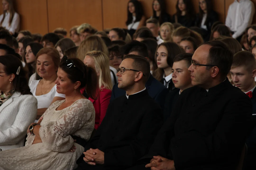 Rozpoczęcie roku szkolnego w IV Liceum Ogólnokształcące im. Jana Pawła II w Łukowie