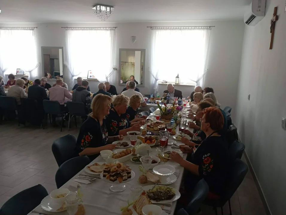 Posiłek z Biedronką w Wólce Ciechomskiej