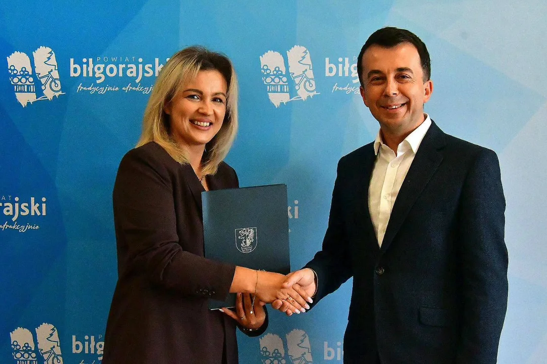 Duża zmiana w biłgorajskiej poradni! Nowa dyrektor pokieruje placówką (foto) - Zdjęcie główne