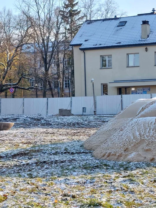 W Opolu Lubelskim rozpoczęła się budowa nowego pawilonu szpitalnego