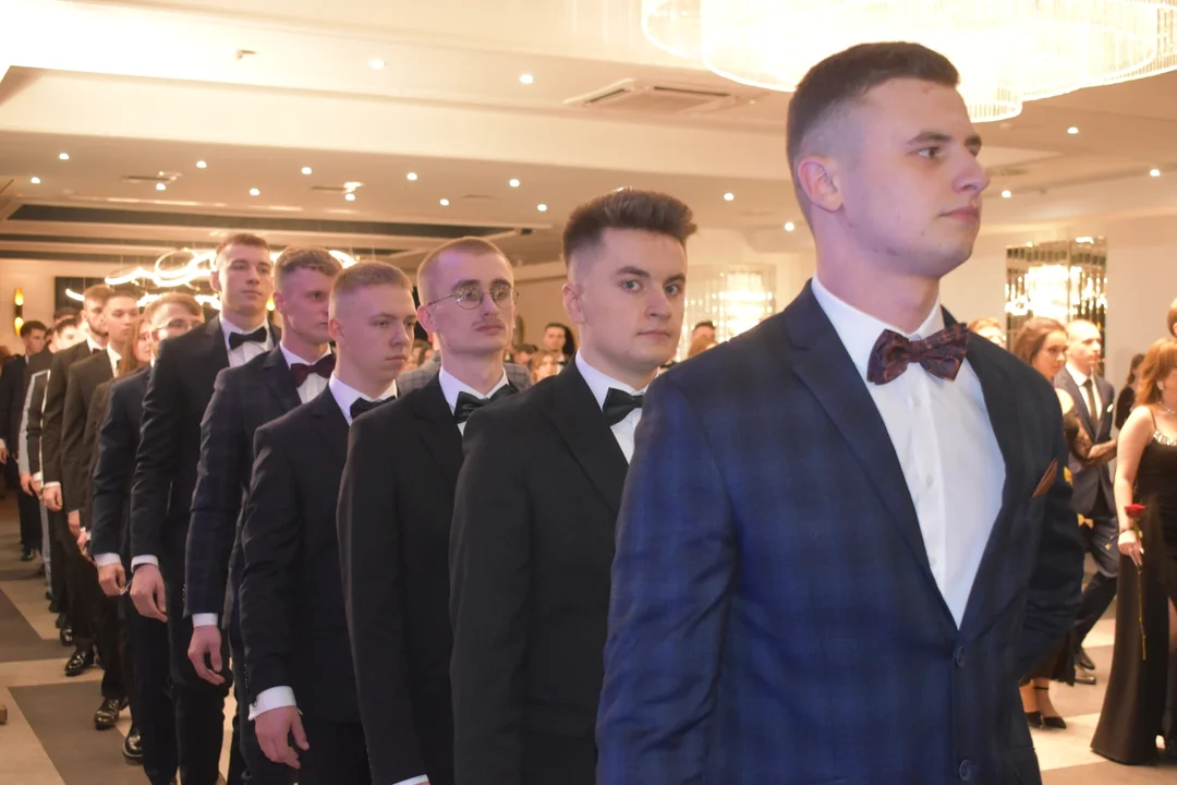 Polonez maturzystów ZST w Puławach