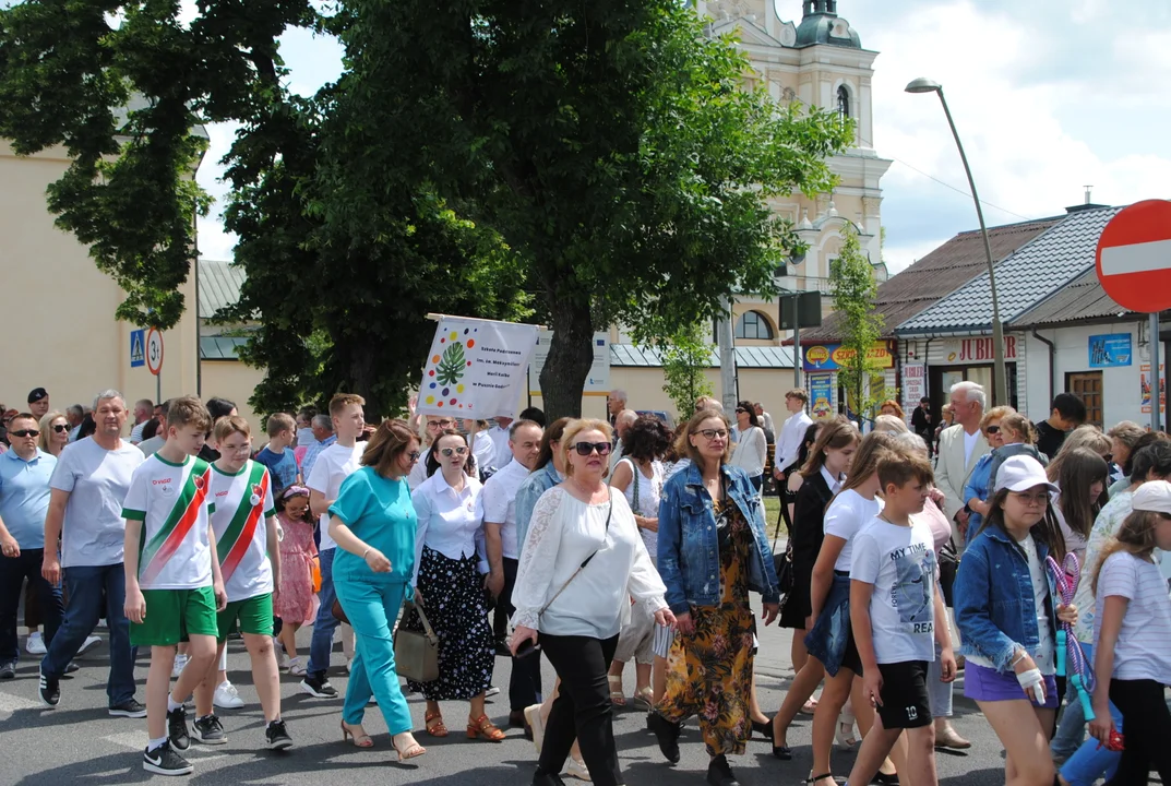 Jarmark Opolski rozpoczął się barwnym korowodem