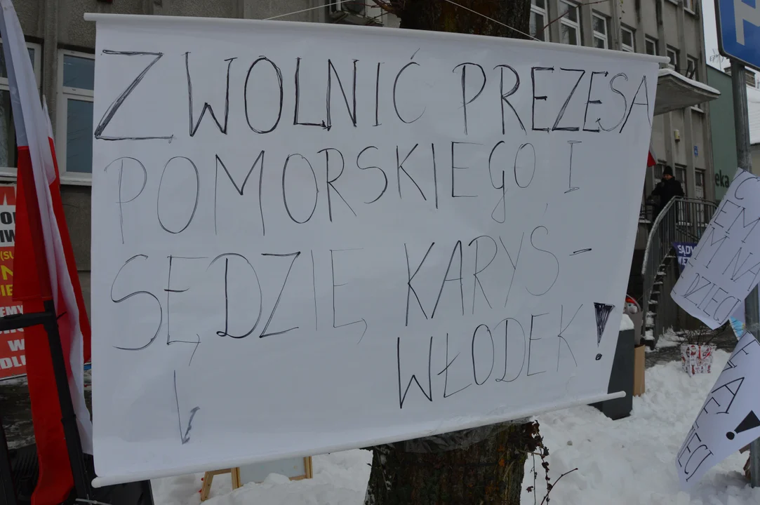 Protest przed Sądem Rejonowym w Opolu Lubelskim