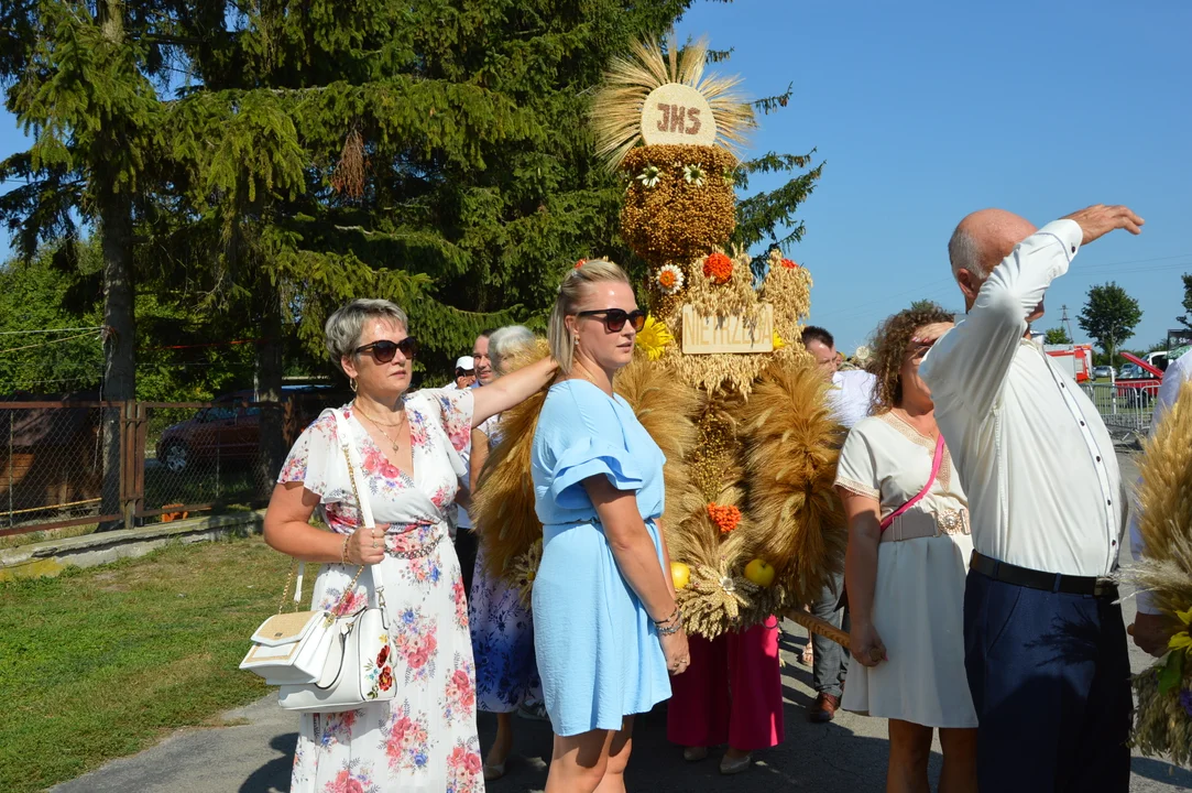 W niedzielę w Józefowie nad Wisłą odbyły się Dożynki Gminne