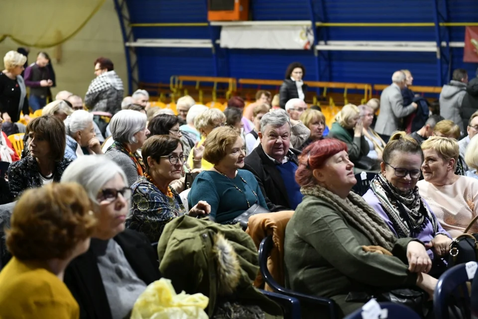 "Koncert kolęd i słodkich serc"