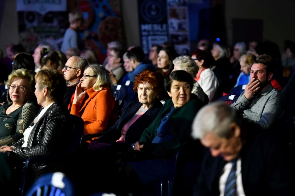 "Koncert kolęd i słodkich serc"