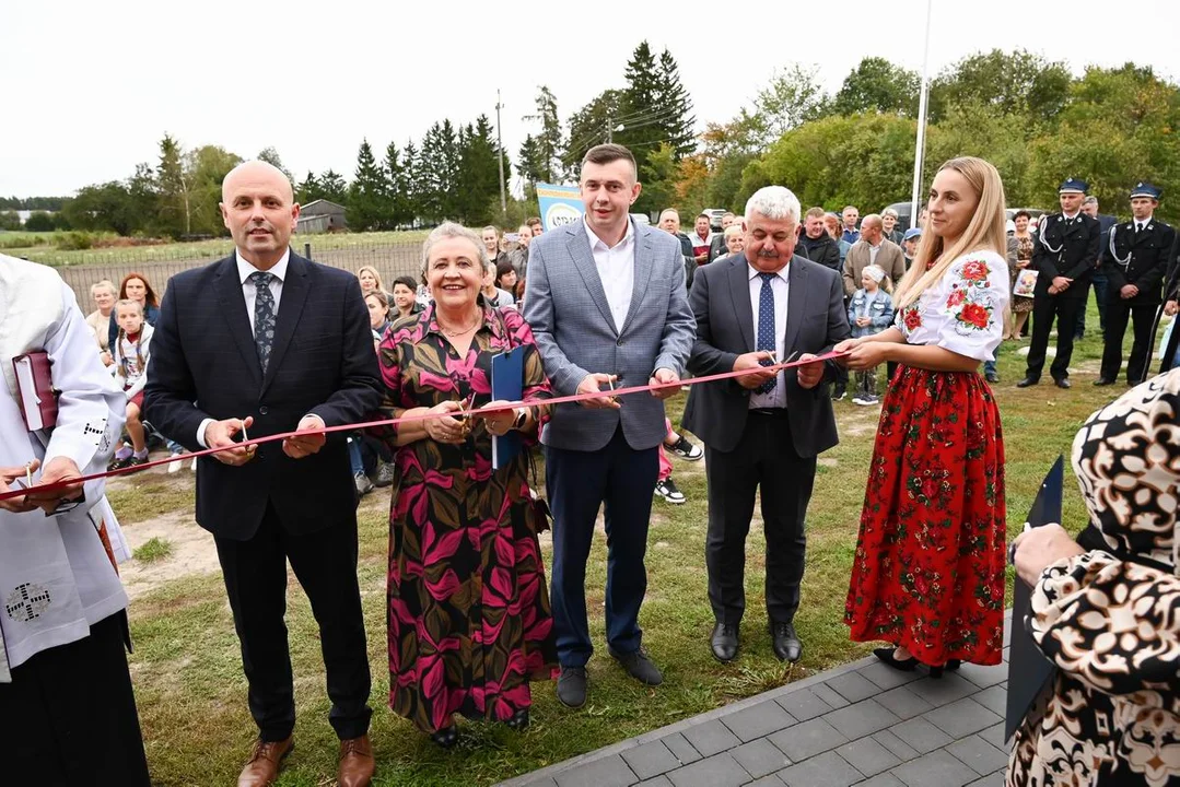 Dom Ludowy w Ossowie uroczyście otwarty - Zdjęcie główne