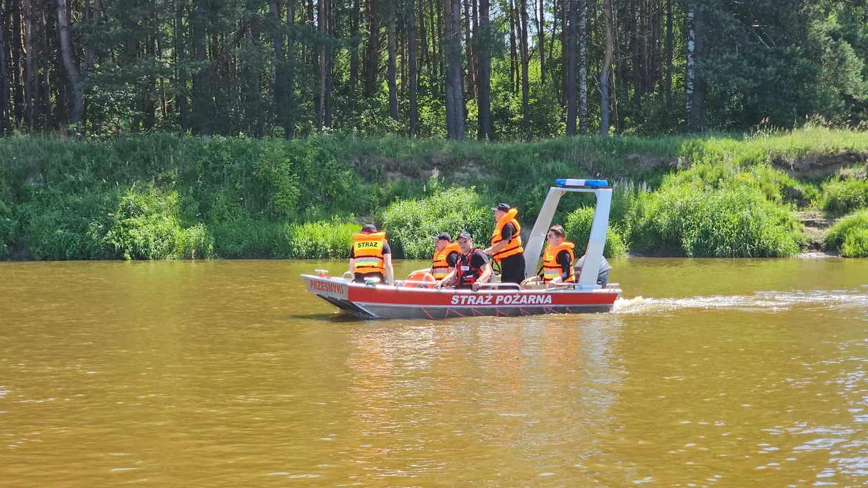 Strażacy z Siedlec, Korczewa i Przesmyków szkolili się na wodzie - Zdjęcie główne