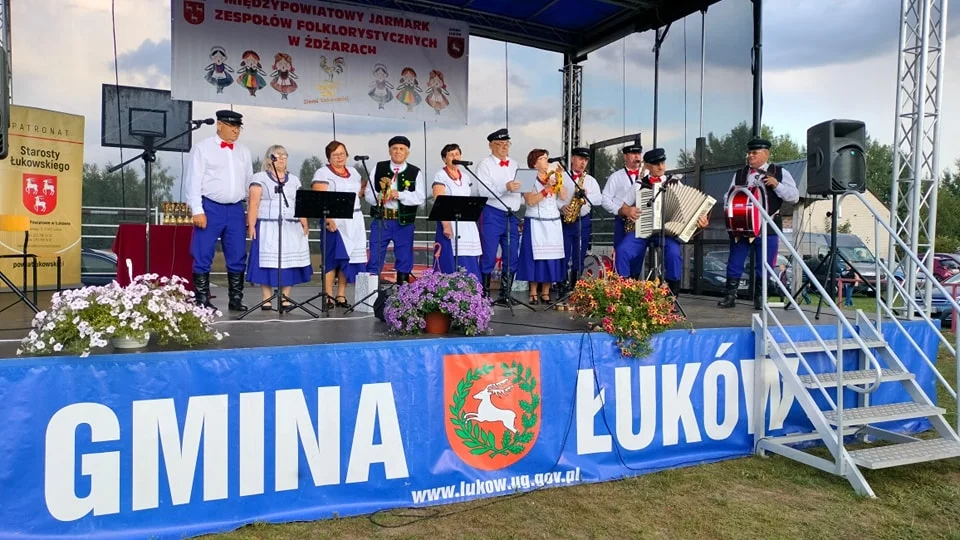 Międzypowiatowy Jarmark Zespołów Folklorystycznych "Złoty Kur Ziemi Łukowskiej"