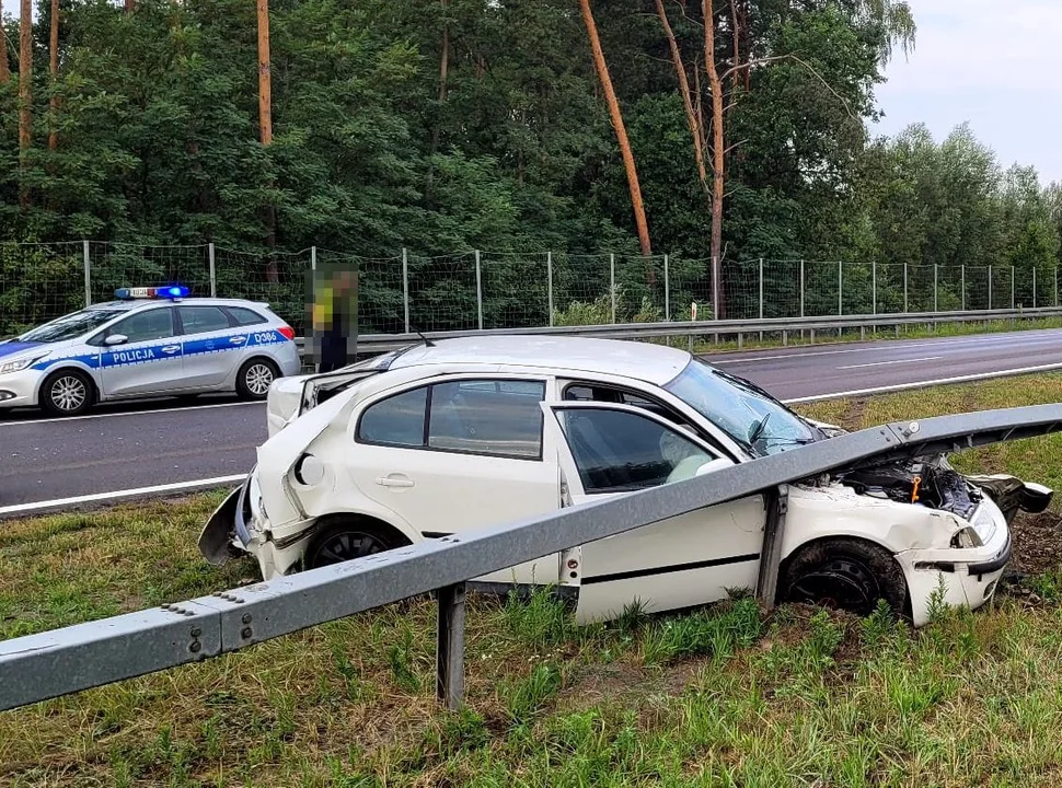 Z ponad 2 promilami jechała ekspresówką i doprowadziła do kolizji - Zdjęcie główne