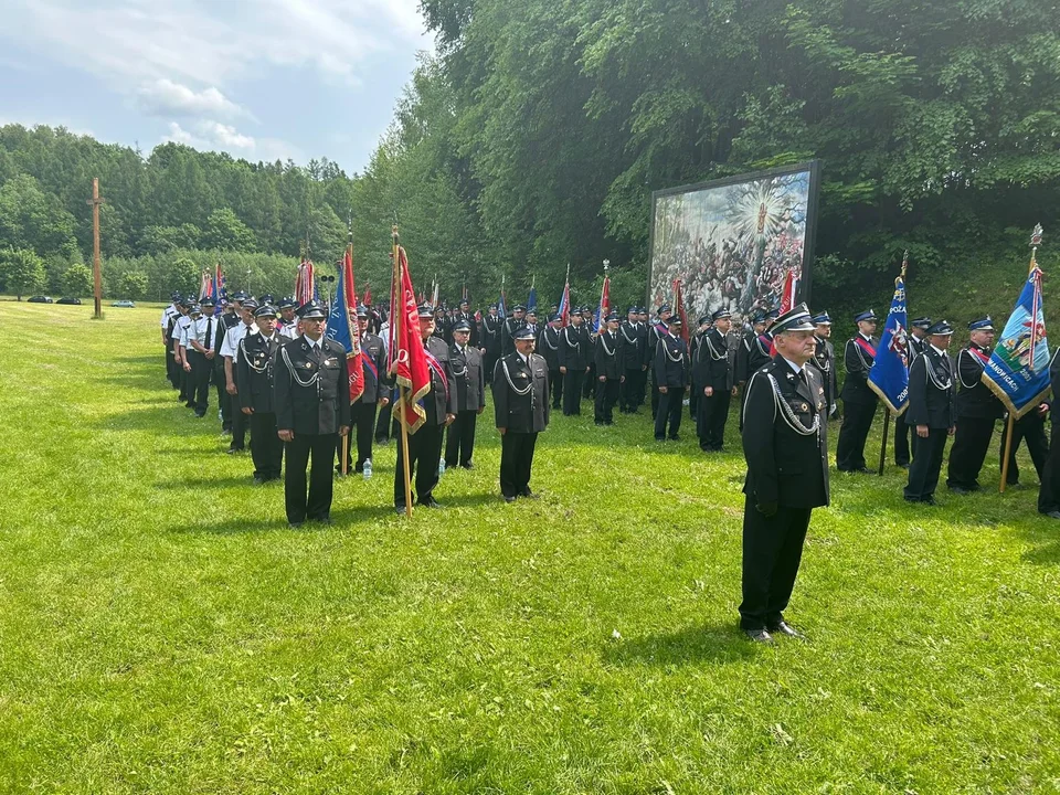 Pielgrzymka strażaków do Kębła
