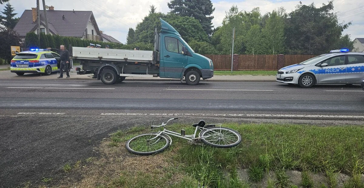 Powiat radzyński: Samochód potrącił rowerzystę. Cyklista w szpitalu