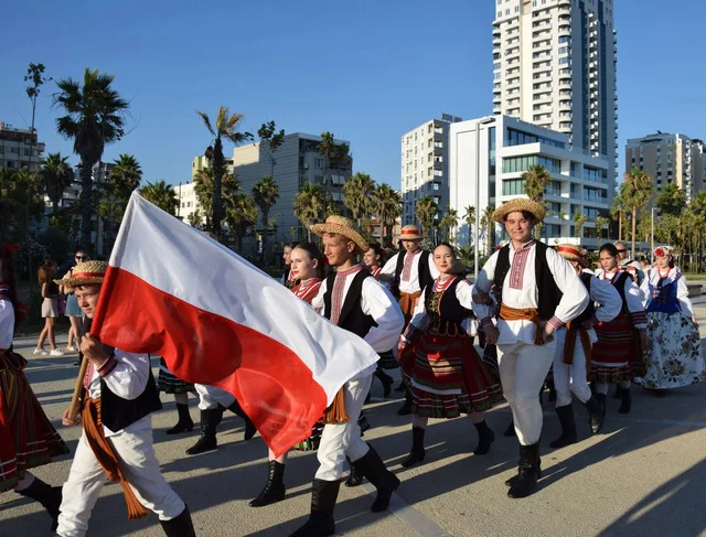 Albańska przygoda Dziecięcego Zespołu Regionalnego „ŁUKÓW- Kropelki Rosy”