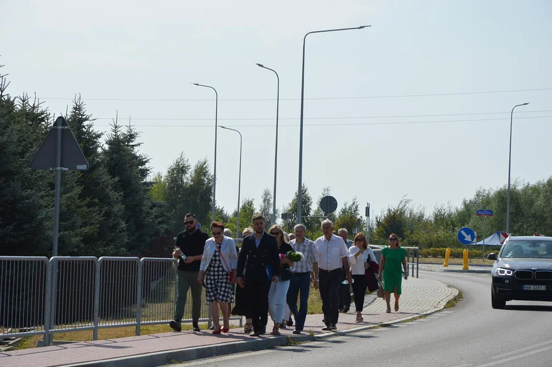 Uroczystość odsłonięcia ronda im. generała Tadeusza Rozwadowskiego w Chodlu