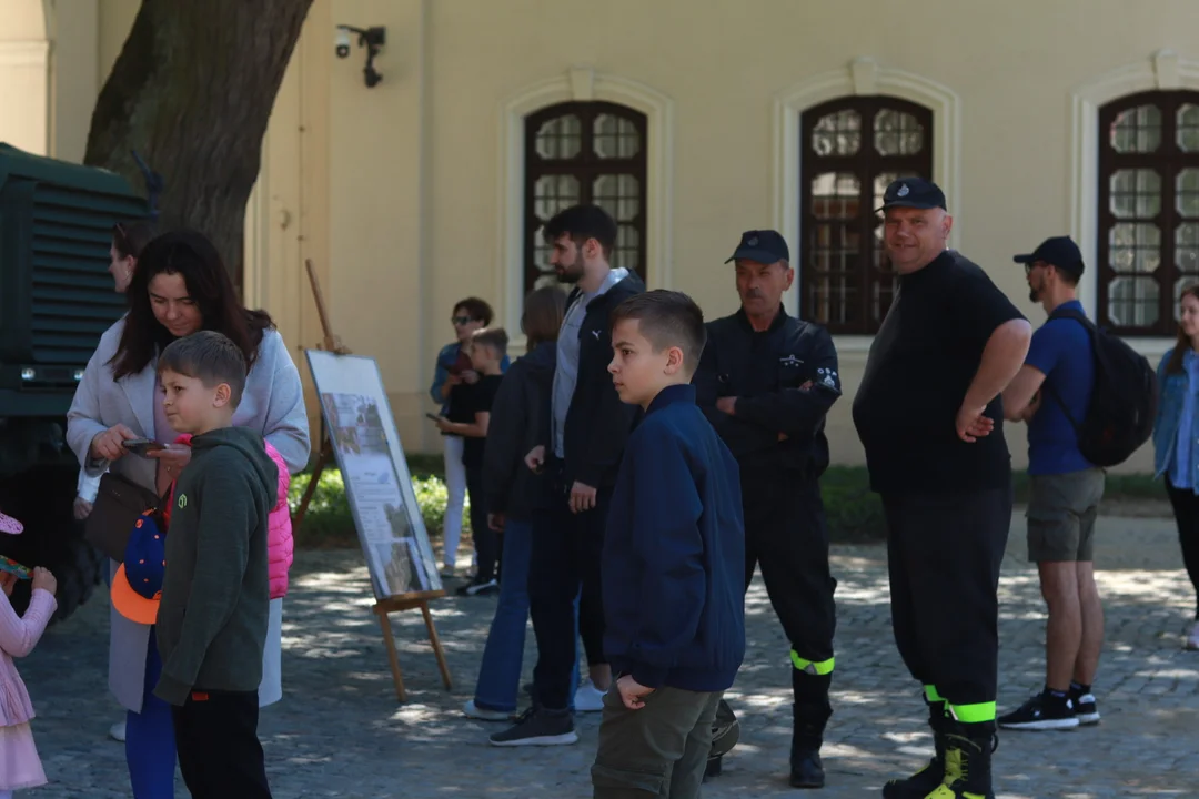 Mundurowa Majówka w Kozłówce