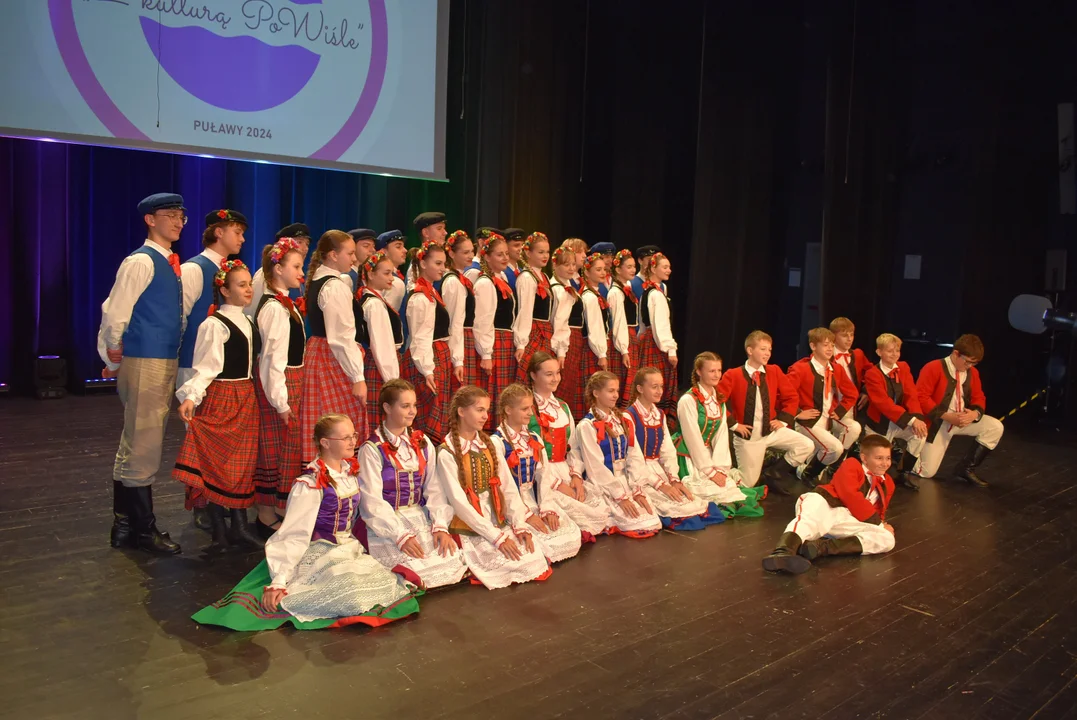 II Ogólnopolski Przegląd Folklorystyczny "Z kulturą PoWiśle"