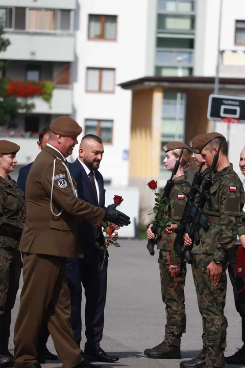 Uroczysta przysięga wojskowa w 2 LBOT