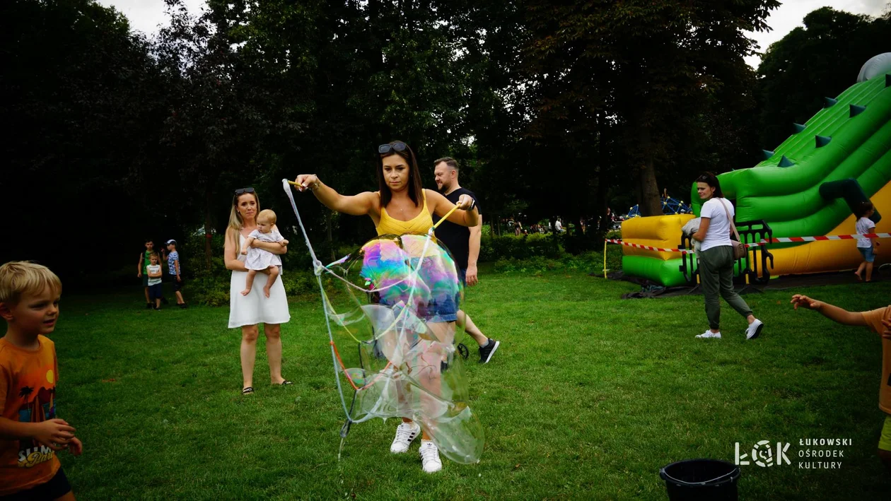 Festiwal Balonów, Baniek Mydlanych i Kolorów w Parku Miejskim w Łukowie