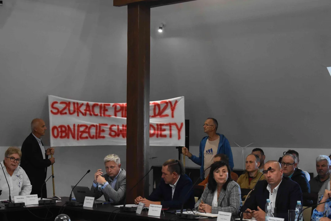Sesja w sprawie wiatraków w Końskowoli