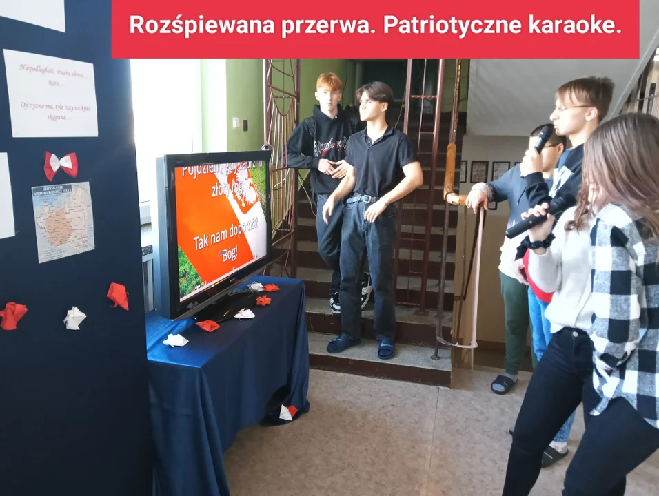 Rozśpiewana przerwa - patriotyczne karaoke 2023