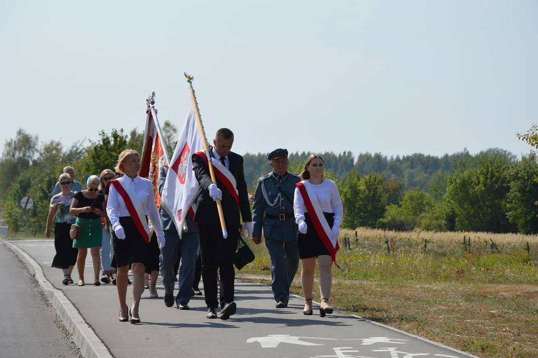 Uroczystość odsłonięcia ronda im. generała Tadeusza Rozwadowskiego w Chodlu