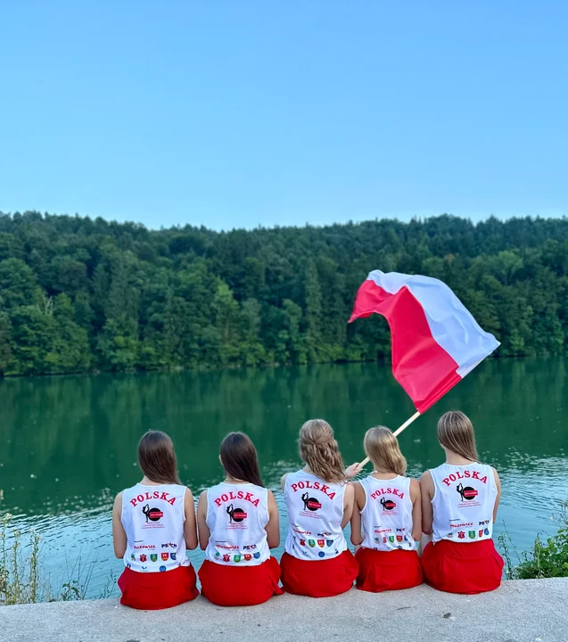 Cały powiat kibicuje! Zawodniczki Dream Team wyruszyły po marzenia do USA