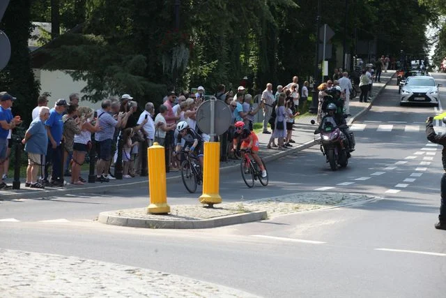 Kolarski peleton Tour de Pologne Women przejechał przez gminę Nałęczów (foto) - Zdjęcie główne