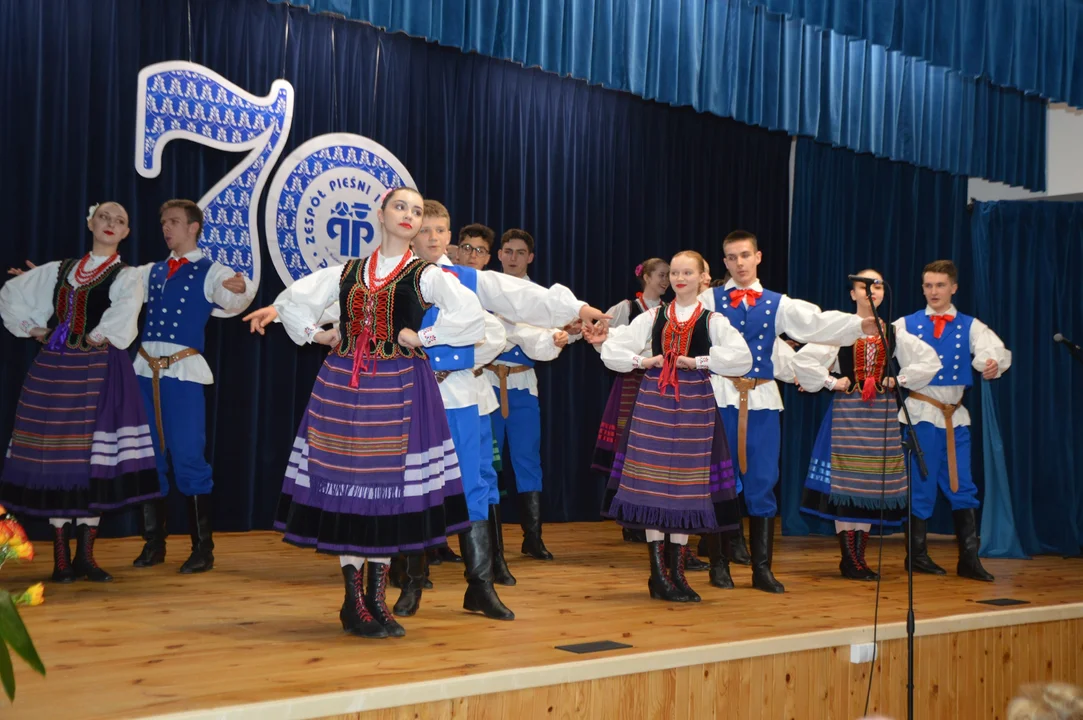 Jubileusz 70-lecia Zespołu Pieśni i Tańca "Powiśle" im. Kazimiery Walczak "Mamci"