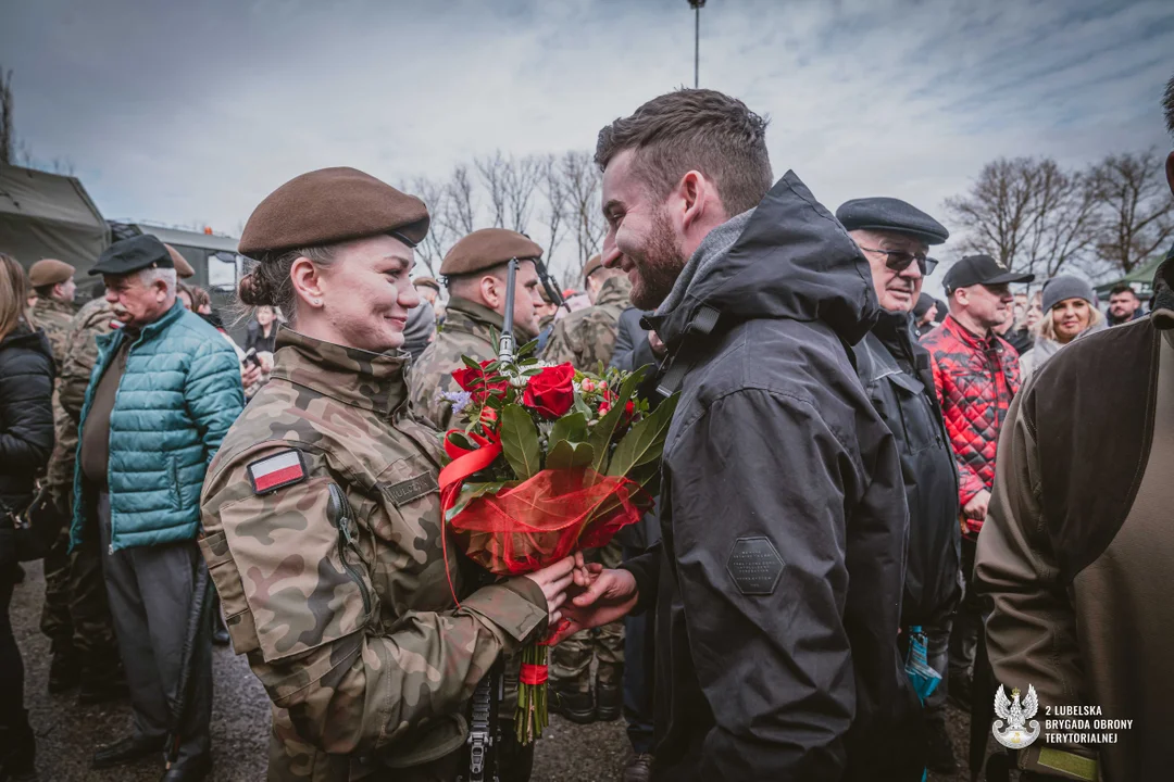 Lublin: Nowi terytorialsi w 2 LBOT. Złożyli już uroczystą przysięgę wojskową - Zdjęcie główne