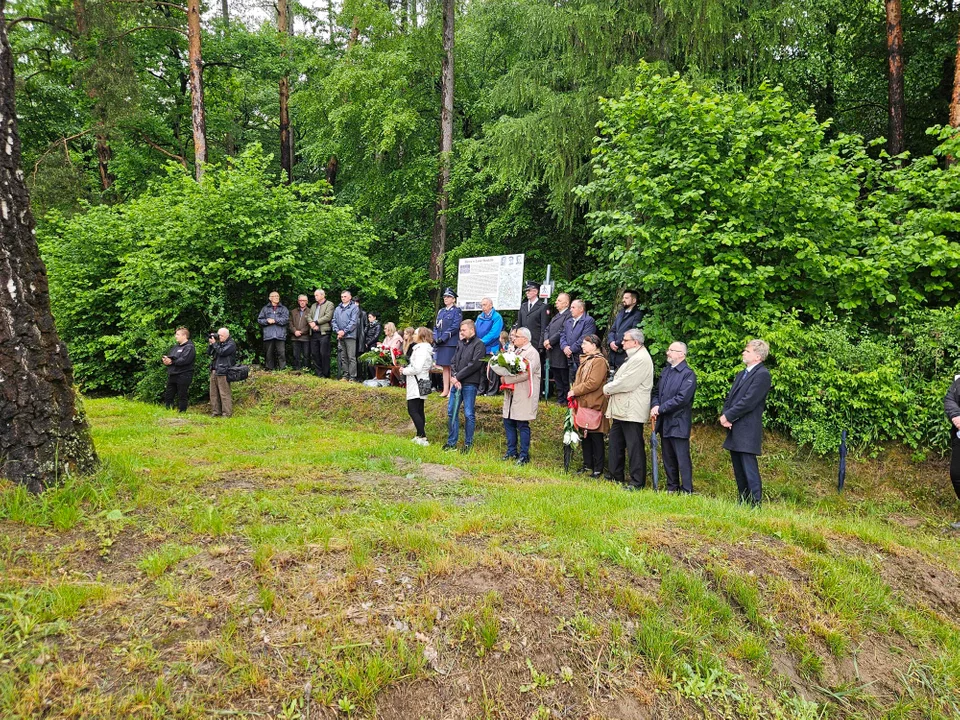 W hołdzie bohaterom „Orlika” – 80. rocznica bitwy w Lesie Stockim uczczona z należną powagą [GALERIA]