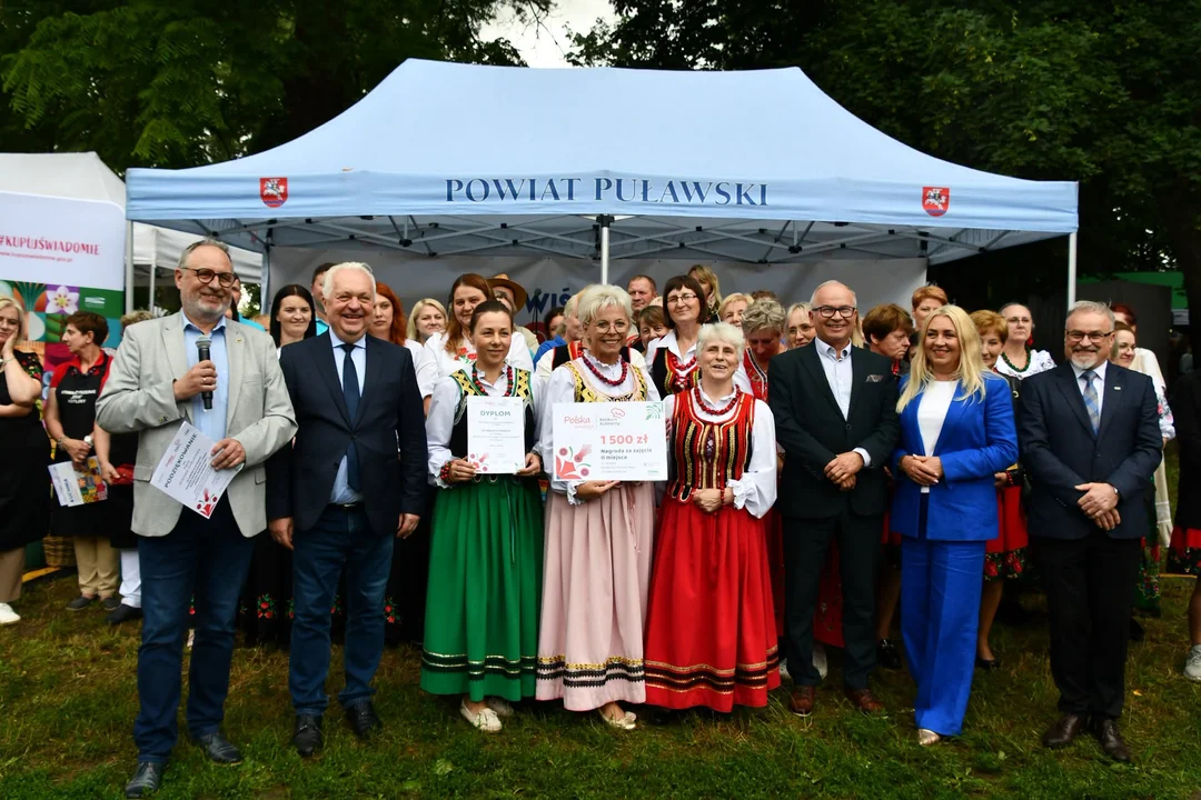 "Polska smakuje" ... zagrodzkimi mostkami i bocianami (zdjęcia) - Zdjęcie główne